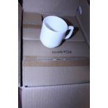Two boxes of new restaurant standard stackable white cups