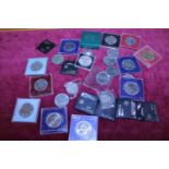 A job lot of assorted collectable crown coins