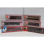 Six boxed Lema 00 carriages