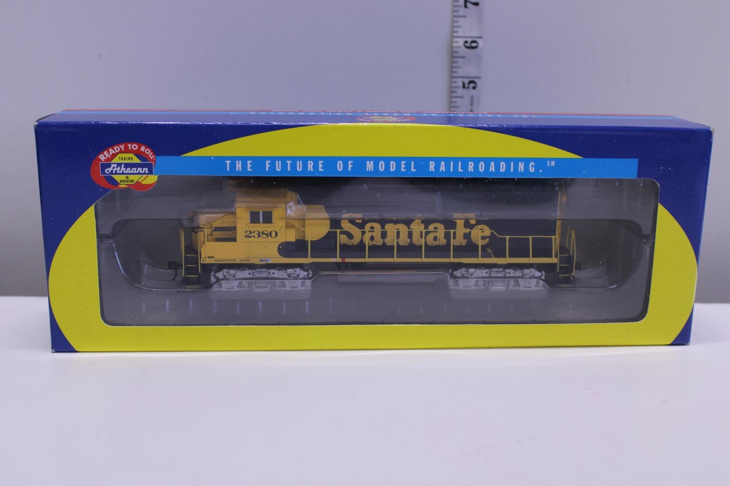 A Athearn HO gauge 7991 Santafe GB 38-2