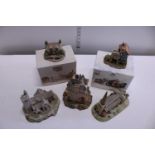 Five Lilliput lane models (two with boxes) a/f