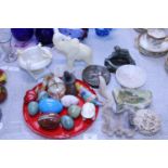 A job lot of assorted vintage stone and onyx ware