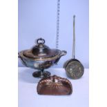 A selection of assorted metal ware items
