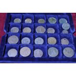 A tray of antique British coins & tokens