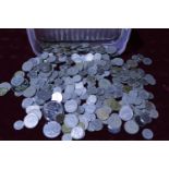A job lot of old British & World coinage coinage. Approx 1.7 kilos