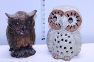 A ceramic owl figure light and a carved heavy wooden owl figure