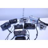 A selection of assorted of vintage camera's