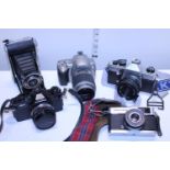 A selection of assorted of vintage camera's a/f