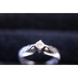 A 18ct white gold and diamond solitaire ring 2.51g size size J