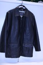 A Greenwoods Elite men's leather coat size M