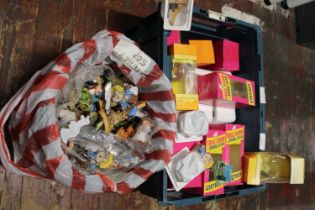 A box of assorted Tetley Tea Folk figures and keyrings etc