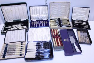 A selection of assorted cased flatware