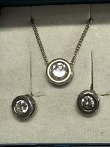 A .925 silver earing and necklace set