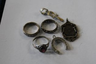 A selection of 925 silver jewellery etc