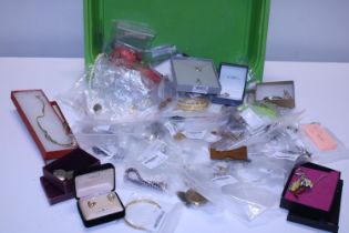 A job lot of various costume jewellery