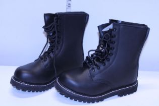 A new pair of safety boots size 42