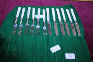 A selection of MOP and hallmarked silver knives & forks