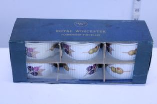 A box of six Royal Worcester ramakins