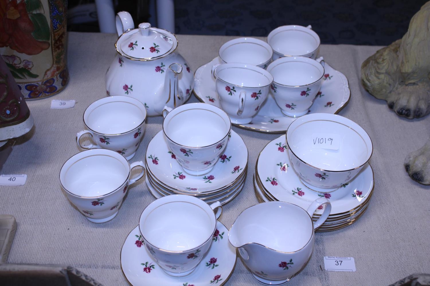 A pretty Colclough tea service. Shipping unavailable