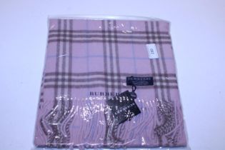 A new with tags Burberry 100% lambs wool pink long scarf 166 x 38cm