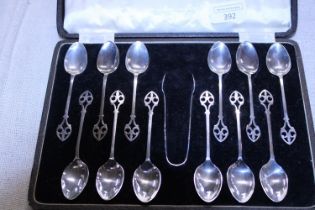 A cased set of vintage EPNS apostle style spoons
