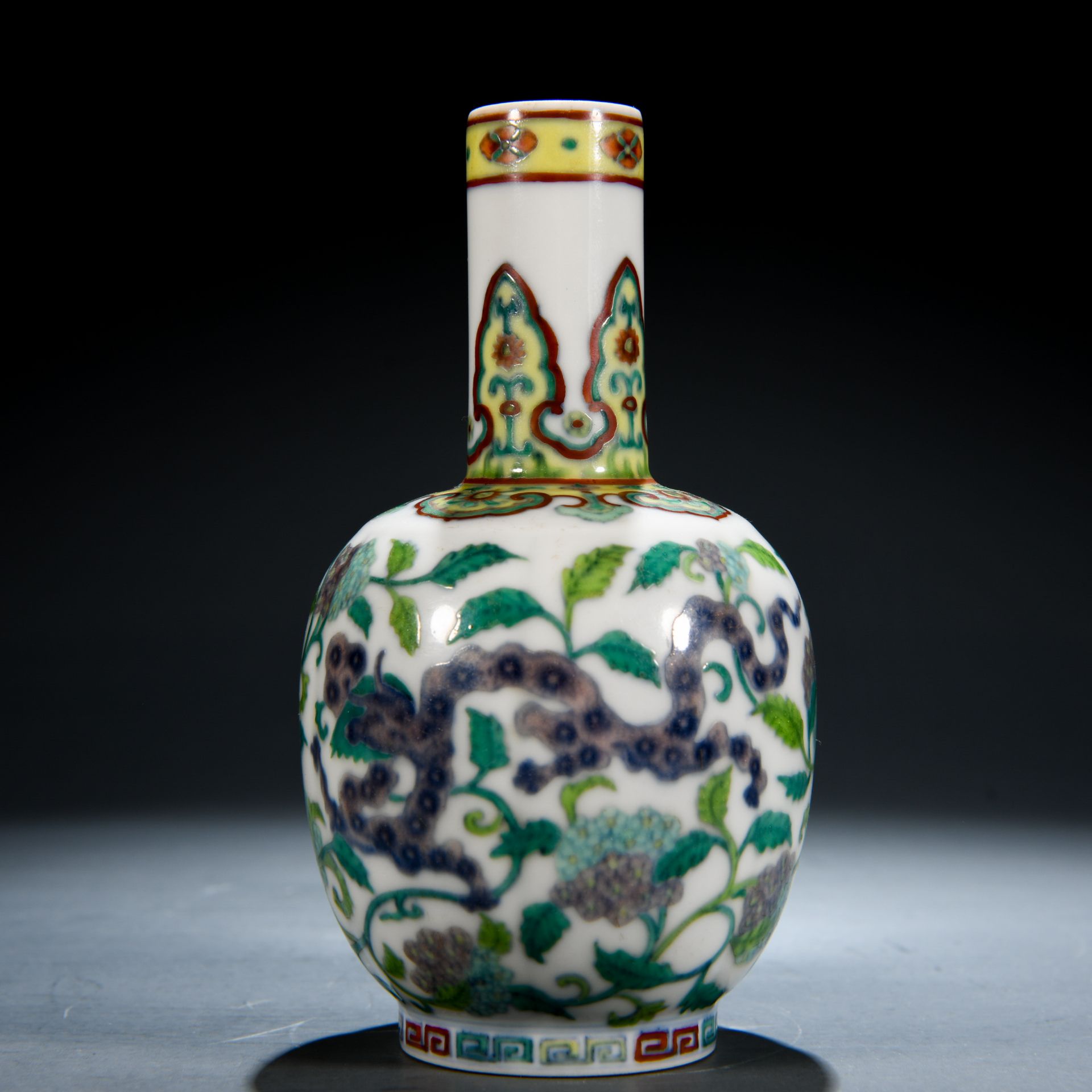 A Chinese Doucai Glaze Dragon Bottle Vase - Image 3 of 8