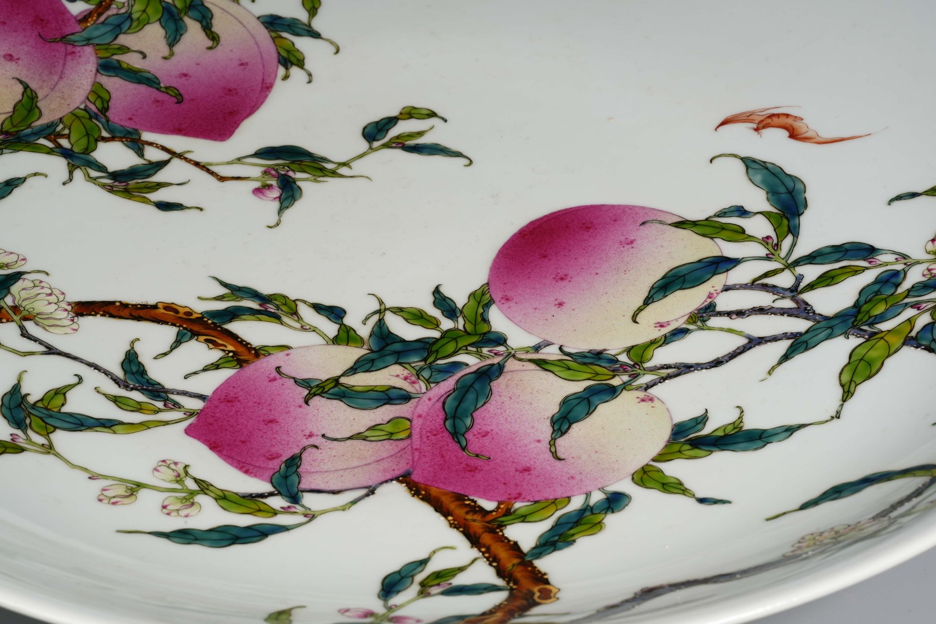 A Chinese Famille Rose Peaches Plate - Image 3 of 12