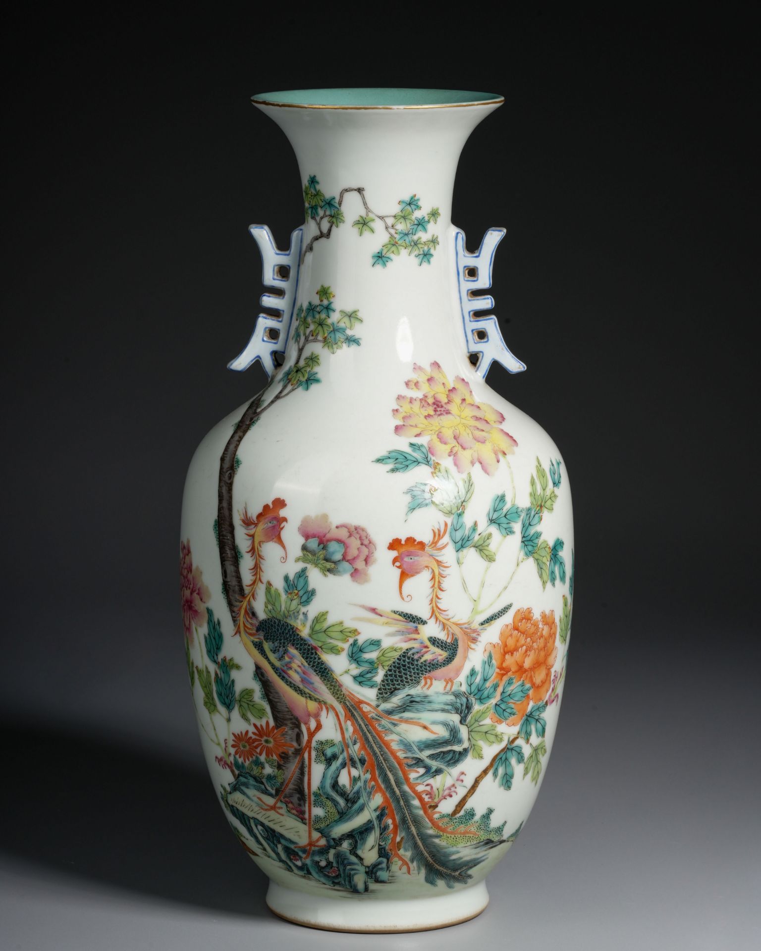 A Chinese Famille Rose Peony Vase - Image 2 of 11