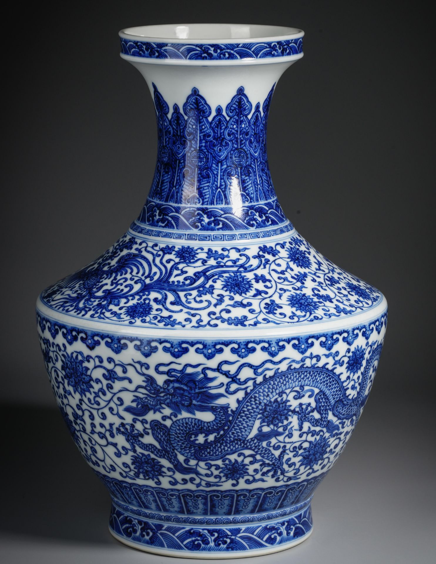 A Chinese Blue and White Dragon and Phoenix Zun Vase - Image 2 of 12