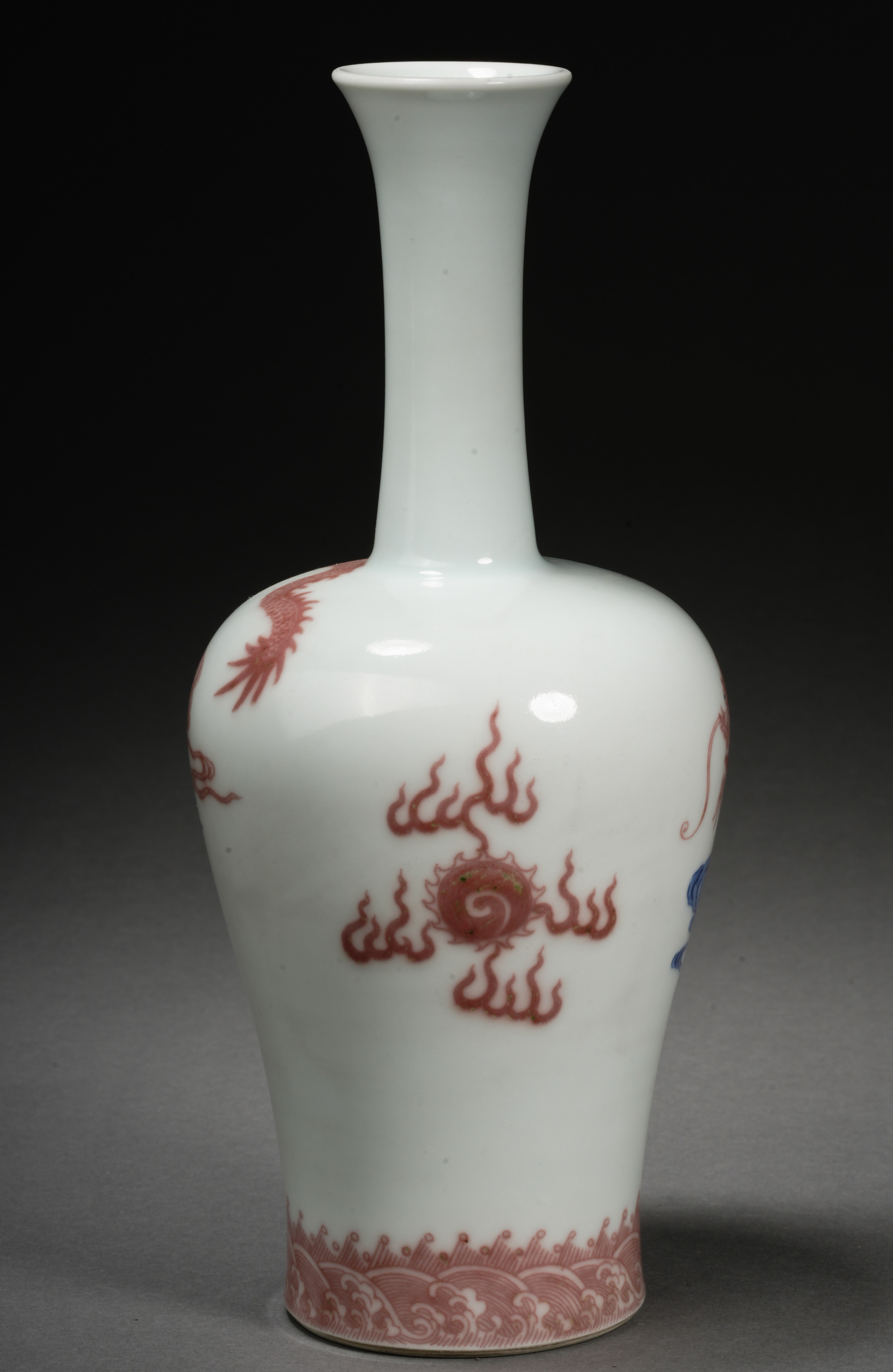 A Chinese Underglaze Blue and Copper Red Dragons Vase - Image 6 of 8