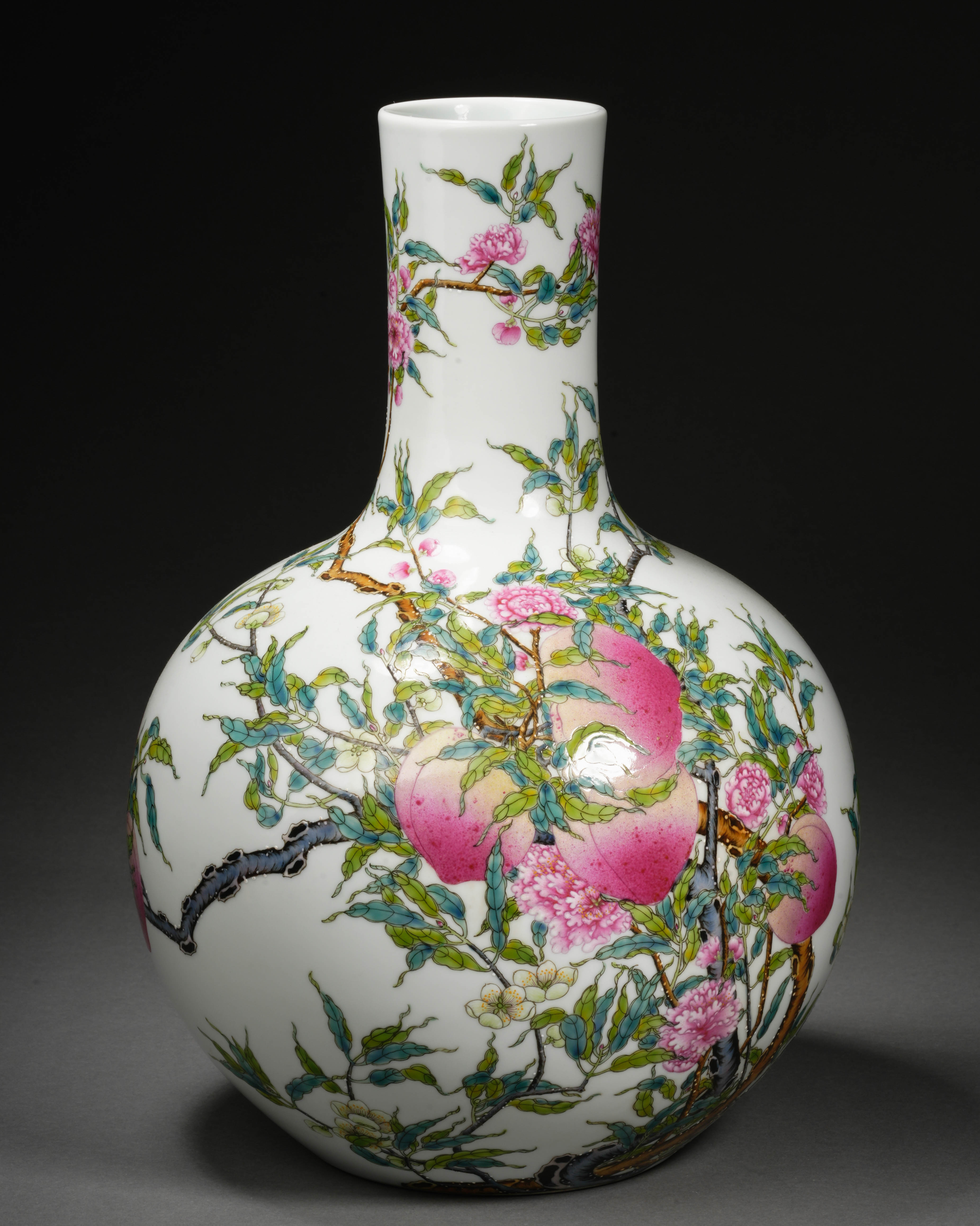 A Chinese Famille Rose Peaches Globular Vase - Image 2 of 11