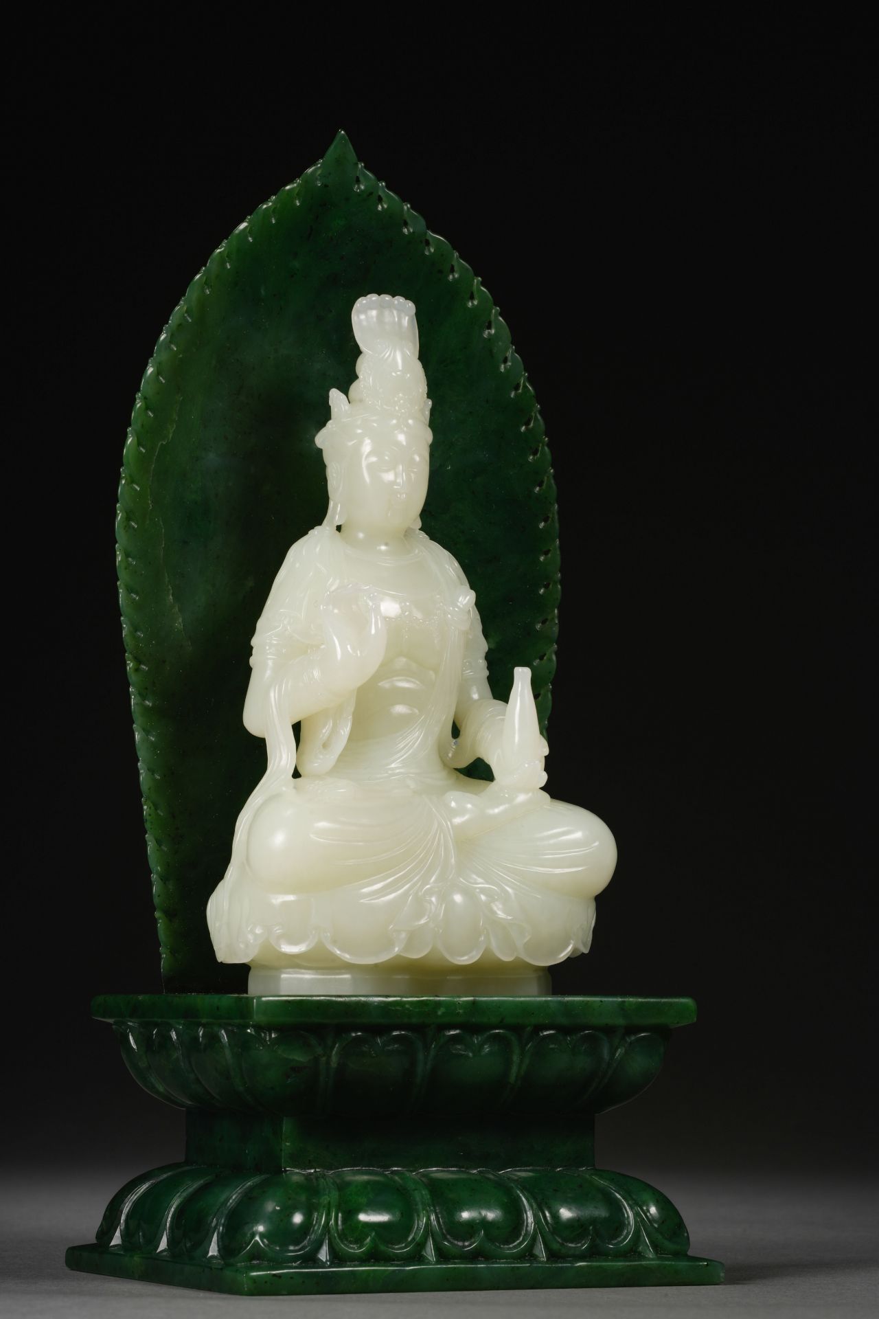 A Set of Chinese Carved White Jade Seated Guanyin - Image 4 of 22