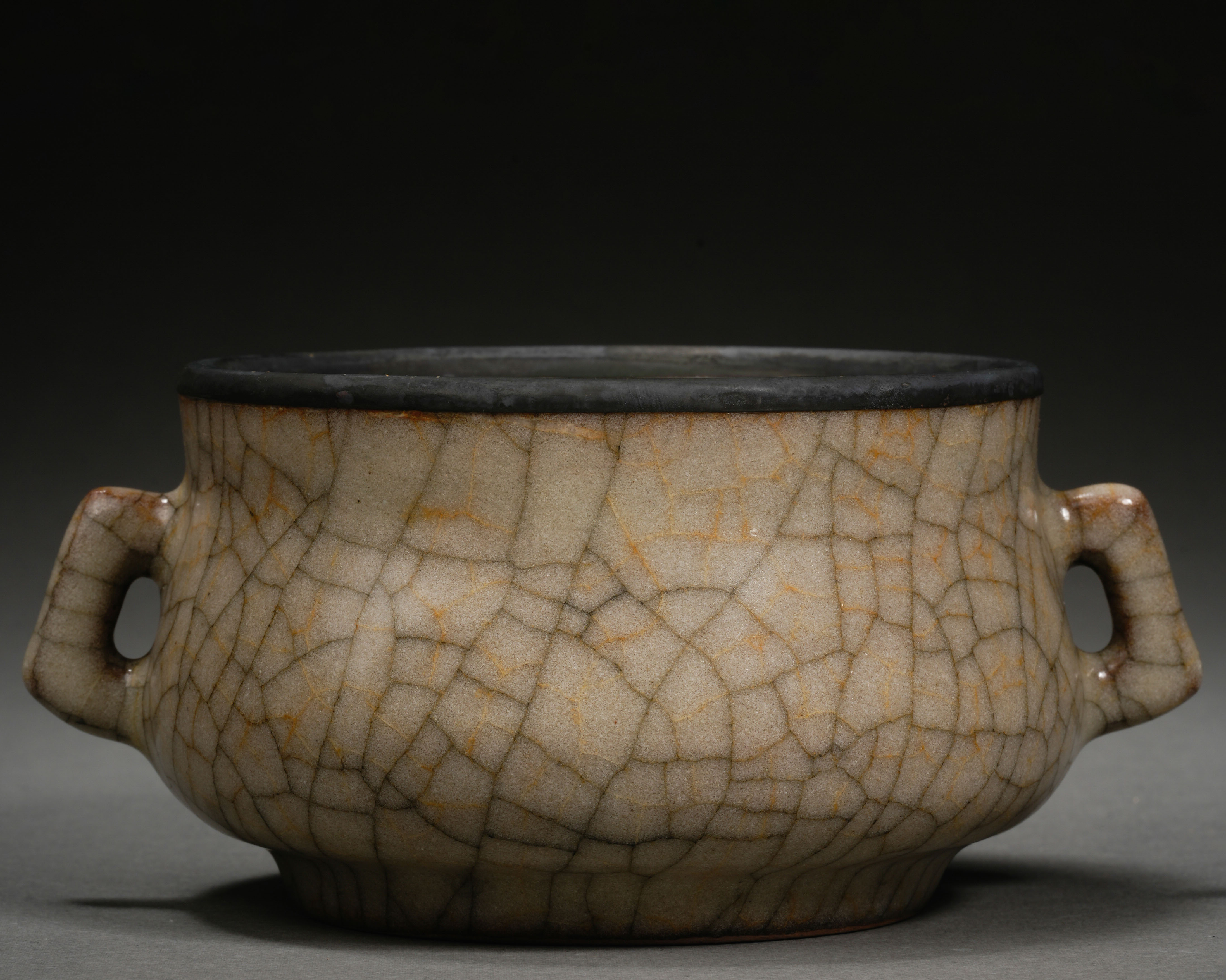 A Chinese Ge-ware Crackle Censer - Image 2 of 8
