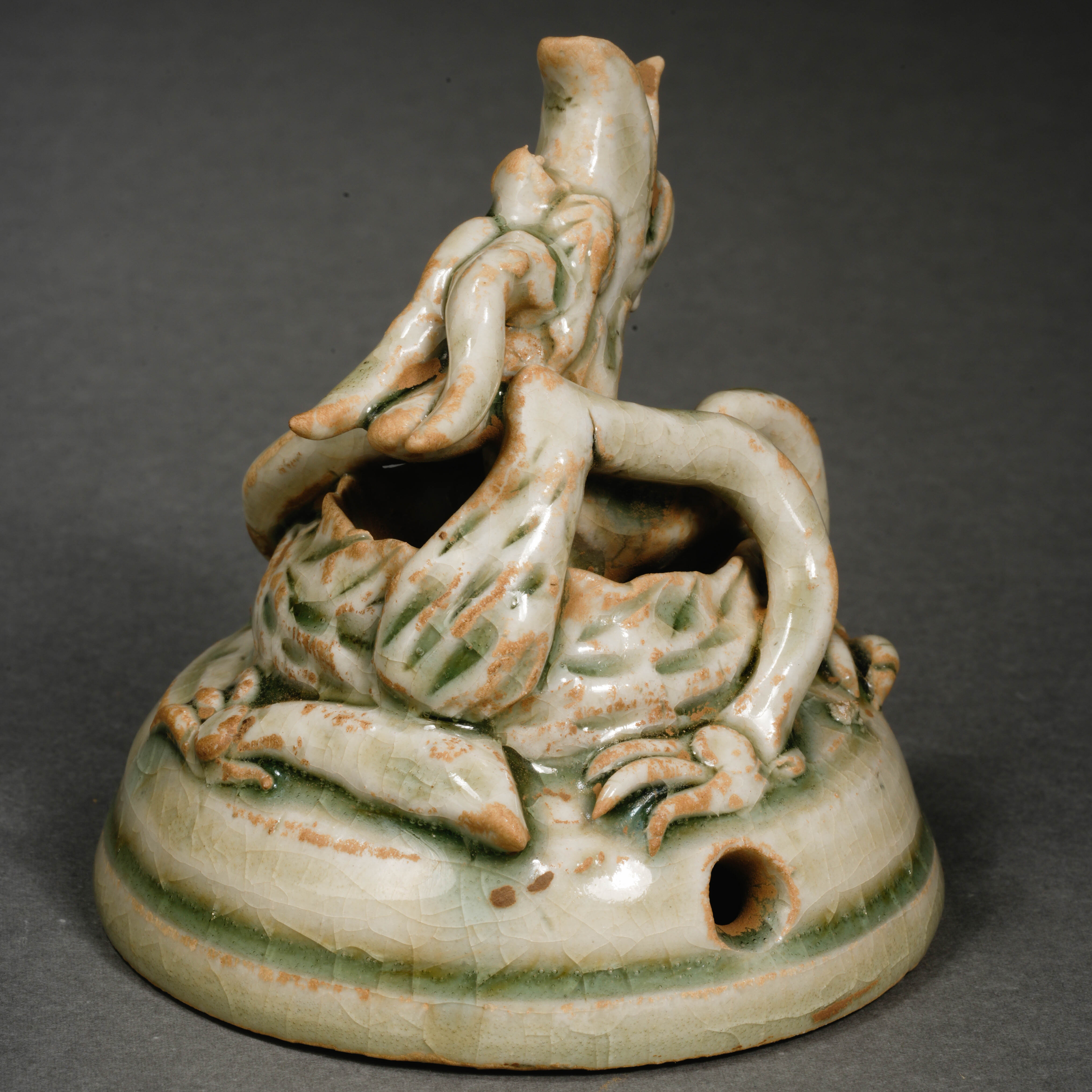 A Chinese Celadon Glaze Pottery Incense Burner - Image 8 of 12