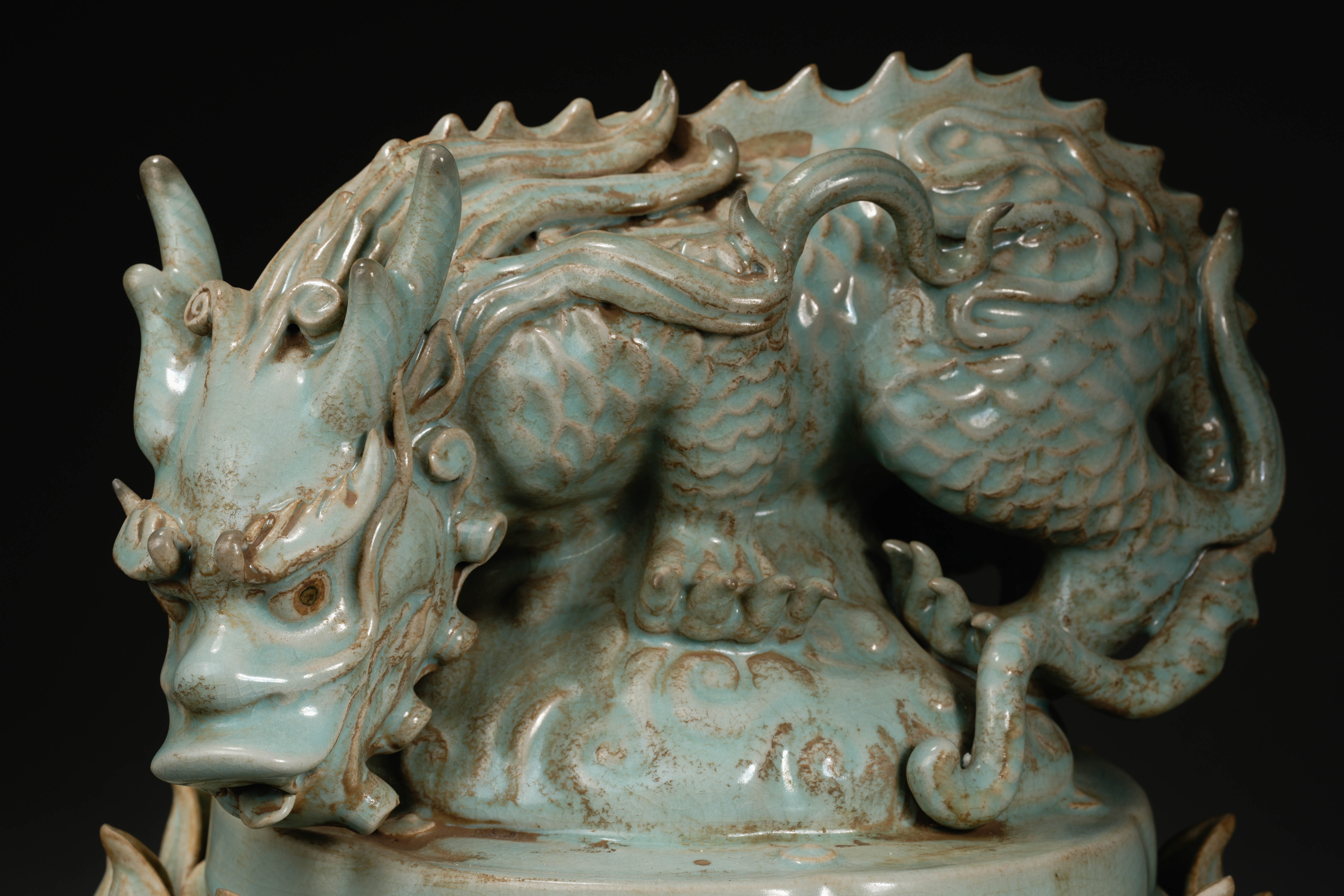 A Chinese Ru-ware Mythical Beast Incense Burner - Image 3 of 13