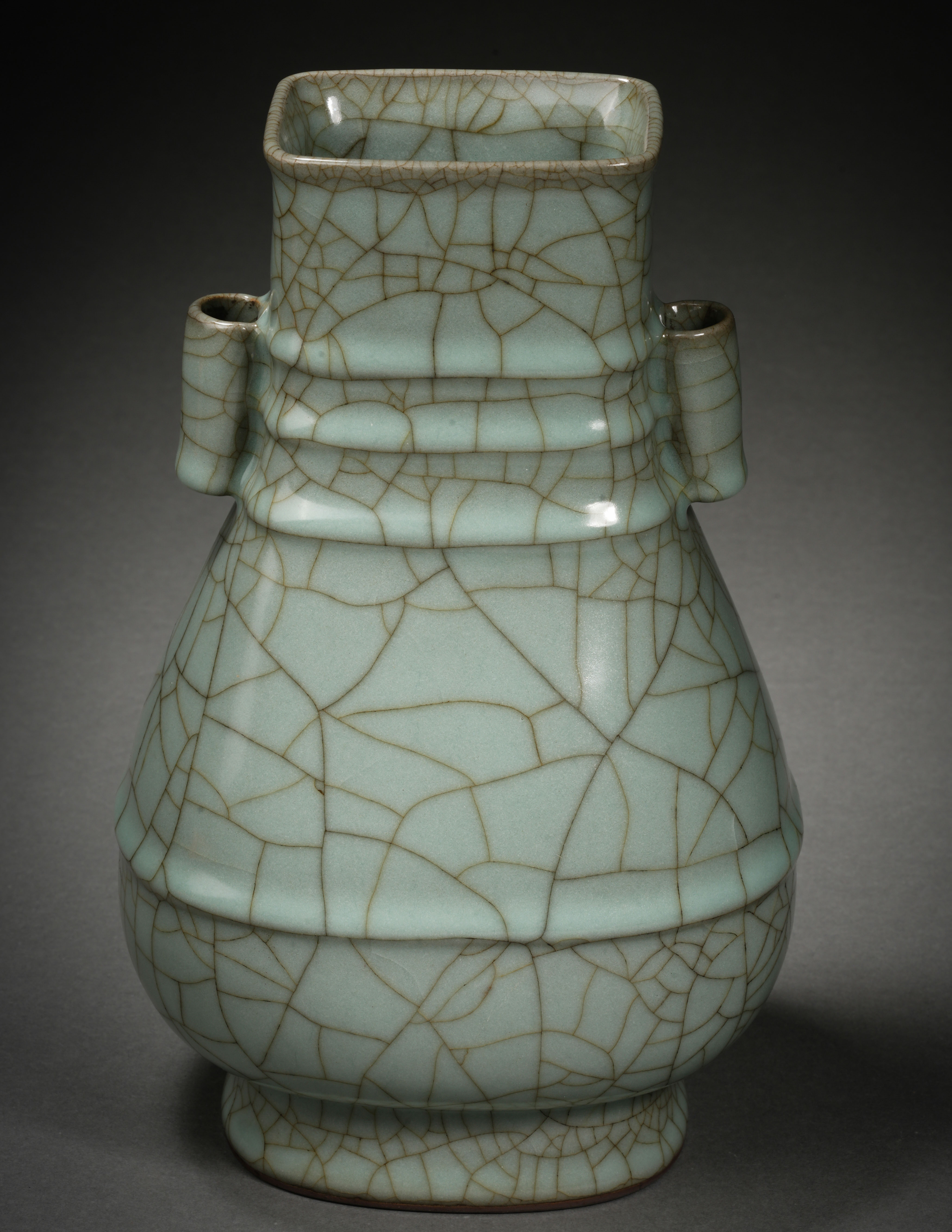 A Chinese Guan-ware Crackle Arrow Vase - Image 2 of 10
