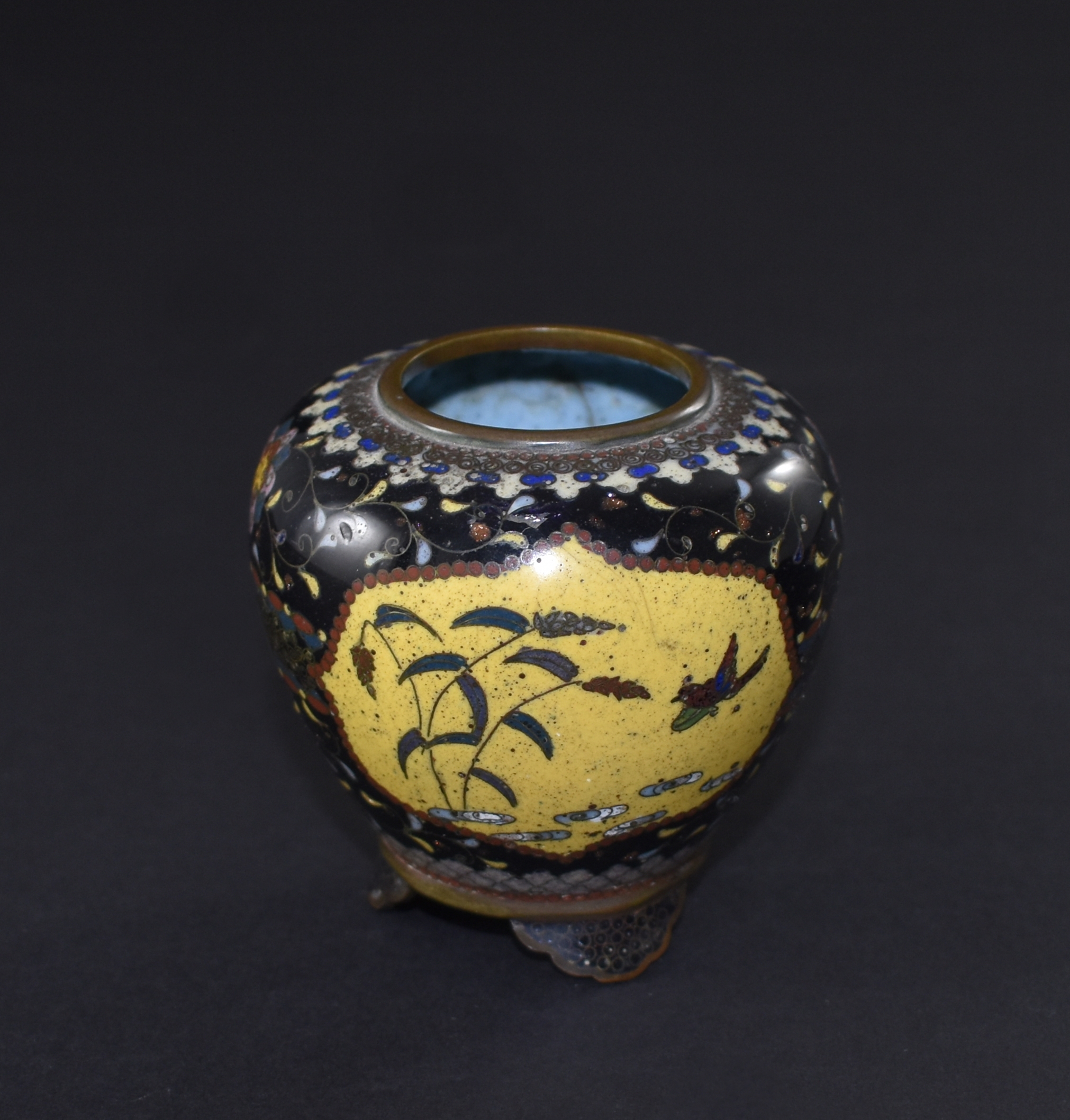 Kleine Cloisonné-Vase