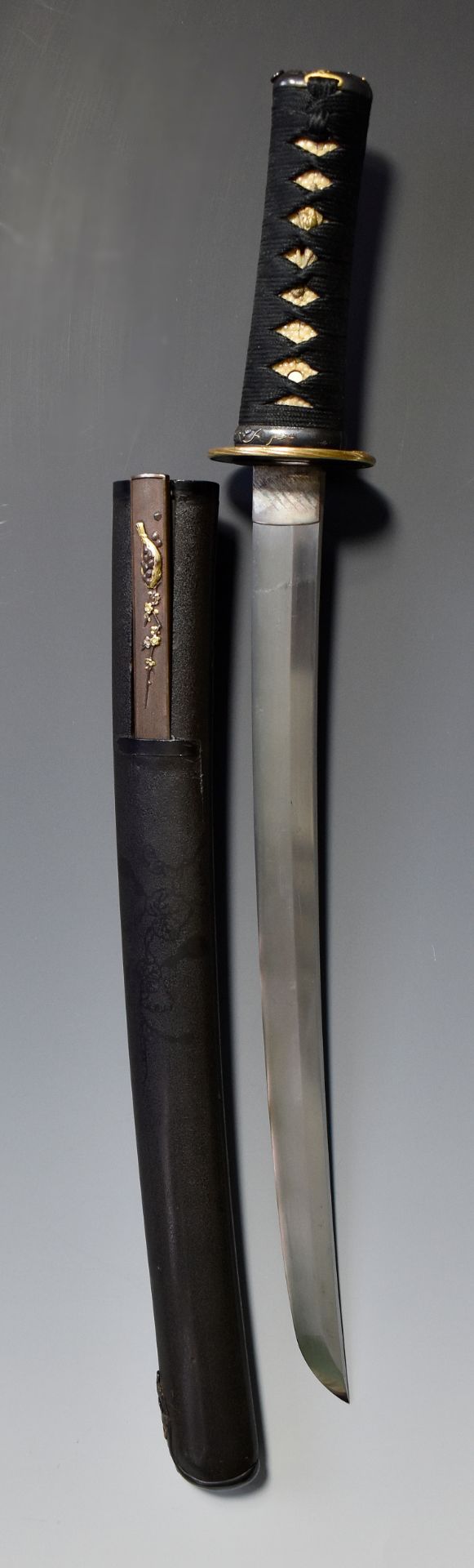 Wakizashi.