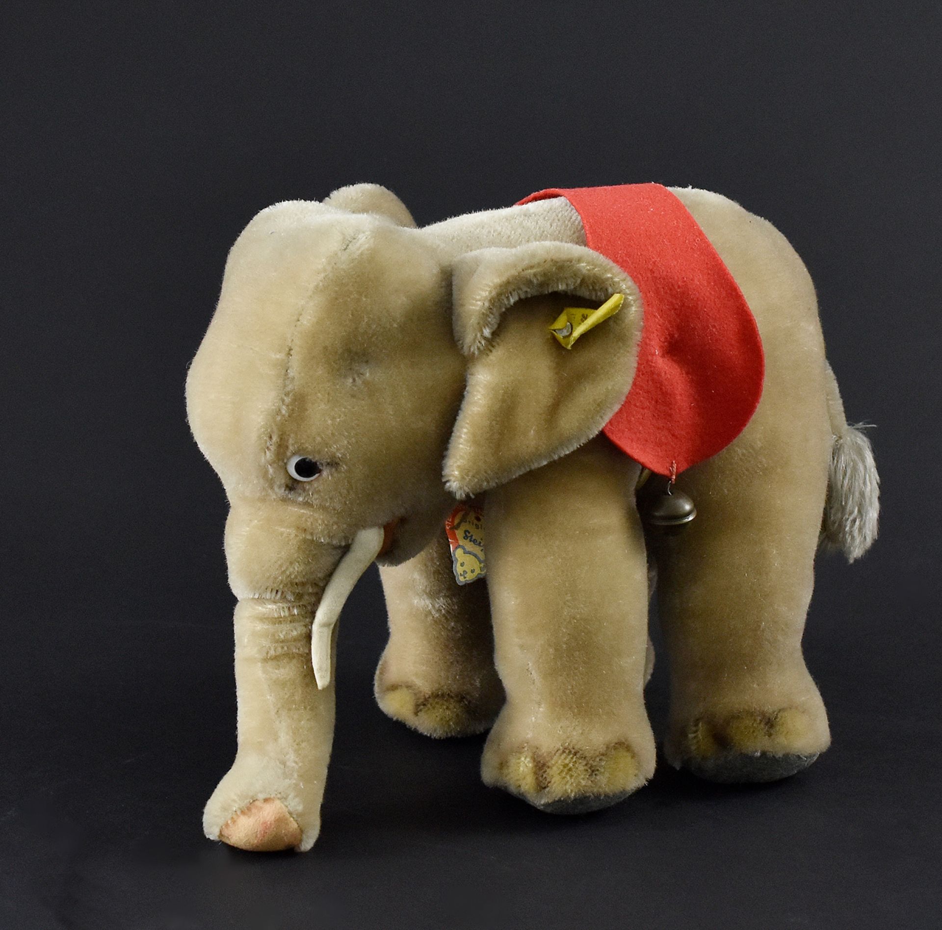 Steiff-Elefantenbaby.