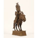 Reitende Kriegerfigur der Benin.