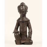 Sitzende männliche Figur der Dogon,