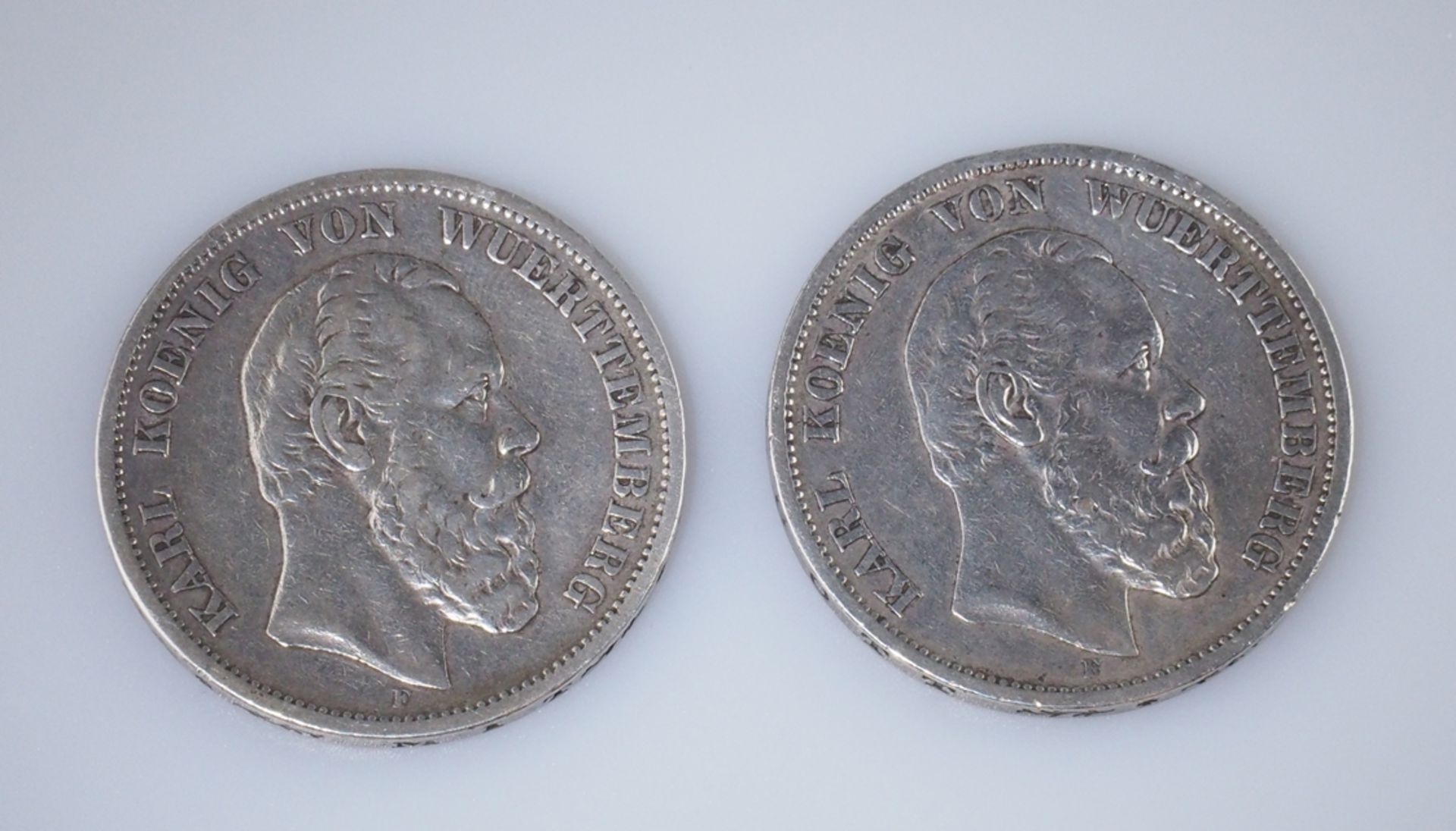 Württemberg. Fünf Mark. Zwei Münzen 1874 und 1876. J 173
