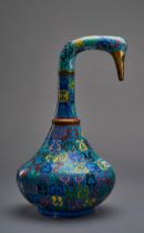 Räuchergefäß. Kugeliger Korpus mit abnehmbarem Schwanenhals, darin Öffnung. Cloisonné. China. H 41