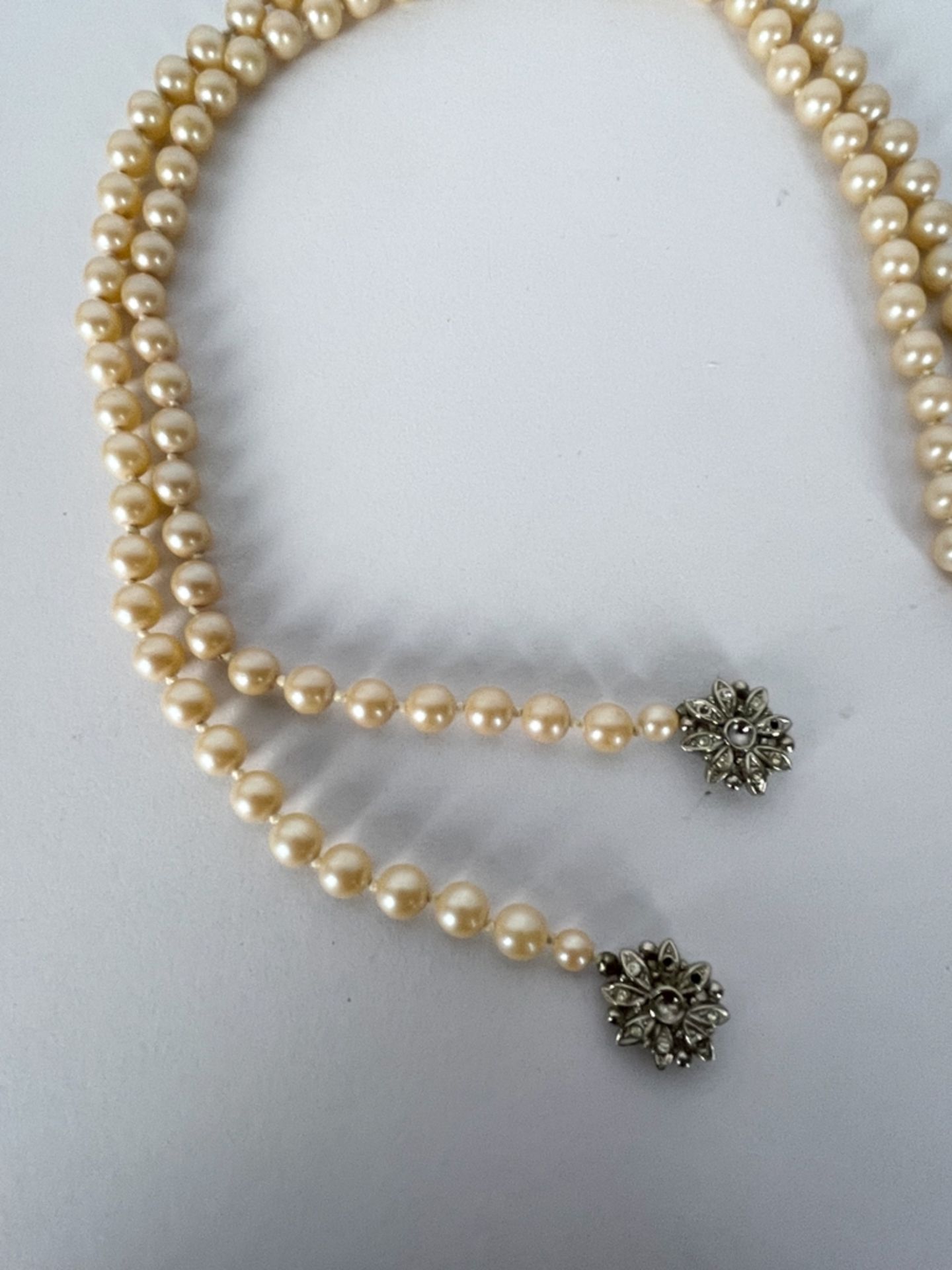 Perlenkette mit Klippverschluss - Bild 2 aus 6