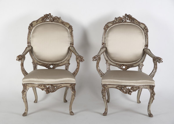 A SET OF FOUR GERMAN SILVERED AND GILTWOOD FAUTEUILS - Image 25 of 27