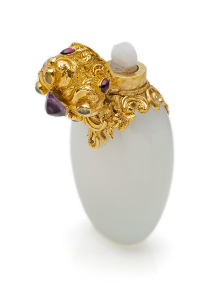 A LOUIS XV STYLE SCENT BOTTLE - Image 3 of 3