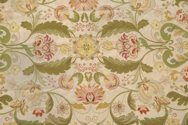 AN EMBROIDERED ARRAIOLOS CARPET WITH  FLORAL DESIGNS - Image 6 of 12
