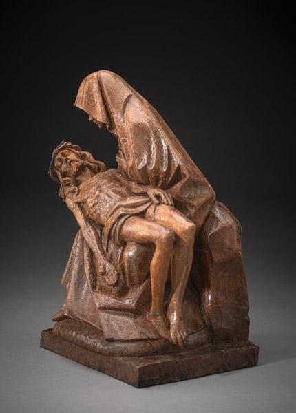 A GOTHIC OAK WOOD PIETA - Image 4 of 4