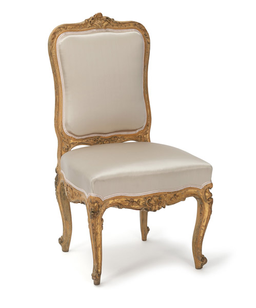 A GERMAN CARVED ADN GILTWOOD ROKOKO SIDE CHAIR