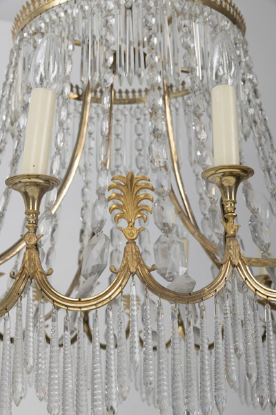 A GERMAN ORMOLU MOUNTED AND CUT GLASS TWELFE LIGHT CHANDELIER - Image 11 of 26